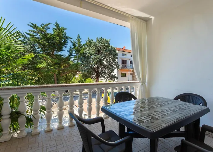 Apartamento 2 Bedroom Amazing In