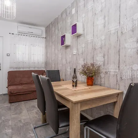 Apartament 2 Bedroom Amazing In